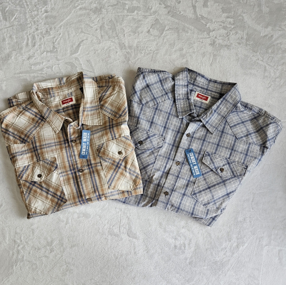 2 NWT-wrangler-2XL-cowboy wash long sleeve button down shirt. Two front pocket.